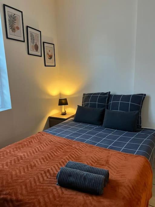 Studio 4 - Cosy Bord De Loire Orleans Ngoại thất bức ảnh